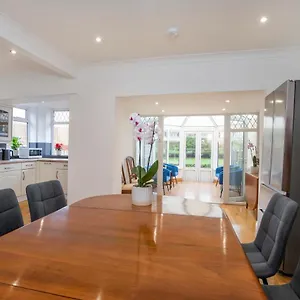 Five Bedroom House Centre - Peace House - 56 Sycamore Terrace York